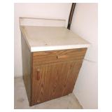 Base cabinet