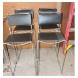 Set of 5 bar stools