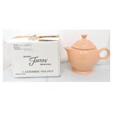 Fiesta Post 86 covered teapot, apricot, NIB