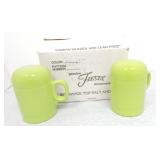 Fiesta Post 86 pair of range shakers, chartreuse,