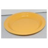 Kitchen Kraft 9 1/2" pie plate, yellow