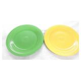 Vintage Fiesta 10" plate group, 2 mixed