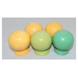 Vintage Fiesta lot of 5 shakers