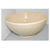 Vintage Fiesta footed salad bowl, ivory, minor