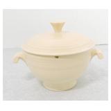 Vintage Fiesta covered onion soup, ivory,