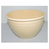 Vintage Fiesta #4 mixing bowl, ivory, base rim