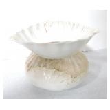 Porcelain shell spittoon