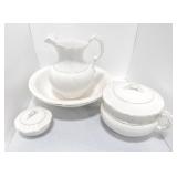 Admiral VP Co pitcher, bowl, chamber pot,