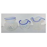 Fenton Blue Ridge lot of 3 vases, 4' to 5'