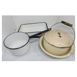 Lot of graniteware