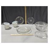 Pyrex Casserole Dish w lid & cups & more