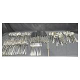 Oneida Queen Bess II flatware set, Silver Plated