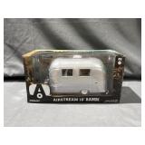 Greenlight Die-Cast Airstream 16