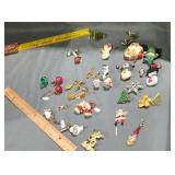 Christmas Pins, Brooches, & Earrings