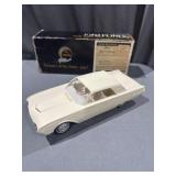 AMT ï¿½62 Ford Thunderbird Promo Model Car