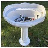 Porcelain Single Standing Sink 36ï¿½x28ï¿½