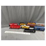 Tyco HO Scale Santa Fe 4301 Engine & Train Cars