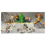 Action figures GI Joe wrestling guys