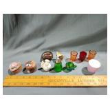 Vintage lot . Tiny Glass stone ring box salt and