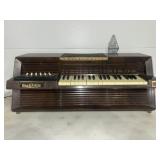 EMENEE electric organ Concert hall