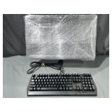 24" Samsung monitor & Alienware keyboard