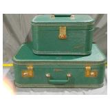 Vintage emerald green fashion luggage, Lady
