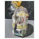 Score +/- 600 baseball cards