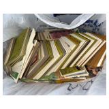 Mixed baseball cards +/- 2000