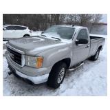 2009 GMC Sierra 1500 Regular Cab 4x4 v6 Needs Work