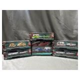 Maisto Design (5) 1:64 scale Tow & go