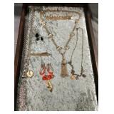 Vintage jewelry lot Jiminy cricket pendant ten