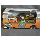 Greenlight Motor World Malibu Surf Shop -New