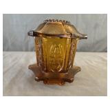 L.E. Smith Amber Glass Pagoda Fairy Lamp *No