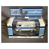 M2 Machines 1960 Volkswagen Delivery Van -New