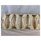 12ï¿½ John Wright Cast Iron Fish-Shaped Baking Mold