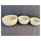 (3) Hall Pottery Nesting Bowls ï¿½Radianceï¿½ Art