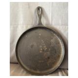 Lodge 10.5" Cast Iron Old Style Griddle 90G