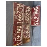(5) 1971 Michigan Great Lake State License Plate