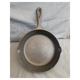 Lodge #5 Cast Iron Skillet "Three Notch" Heat Ring