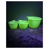 (3) Jeannette Glass Company Jadeite Measuring