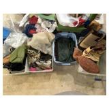 (4) Toats of purses