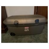 Sterilite Plastic Storage Tote 44gal w/ Wheels