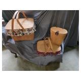 Longaberger Picnic Basket w/wood riser & liner