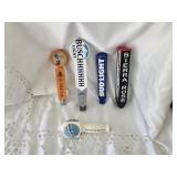 Beer Tap Handles: Blue Moon Belgium White, B.