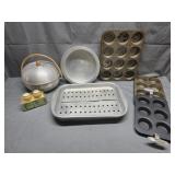 Mirro Aluminum Bun/Bread Warmer/Steamer,