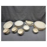 Syracuse China Old Ivory: 8 Dinner, 8 Luncheon, 8