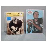 18 large football cards pack . Single Gary guozzo