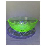 Green Uranium Glass ï¿½Hazel Atlasï¿½ Serving Bowl