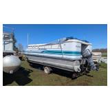 Playbuoy Yachtsman pontoon w/ Johnson 35hp outboard motor