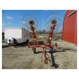 H&S 10 wheel V rake w/ hydraulic fold